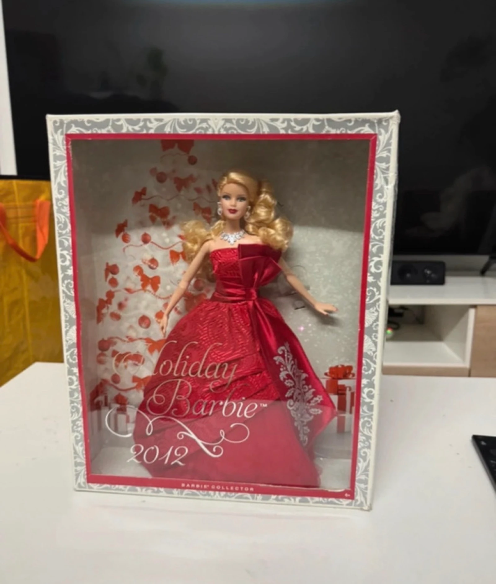 Barbie holiday 2012
